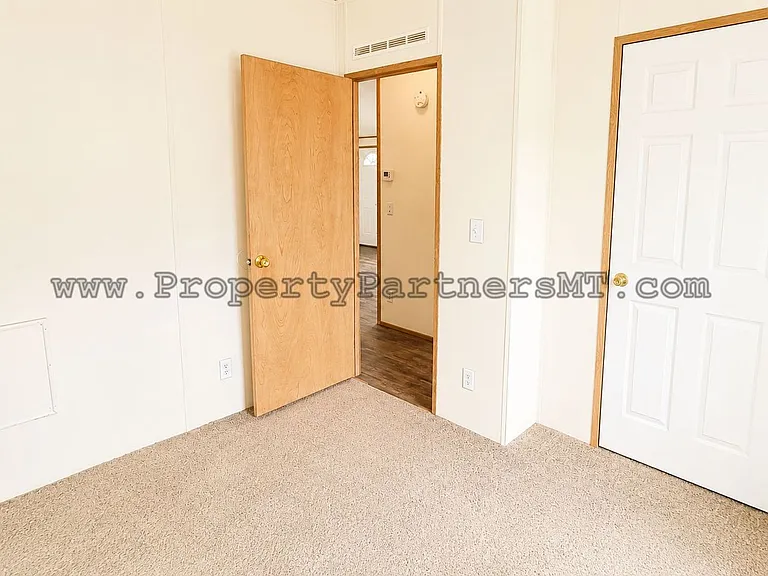 110 Sunlight Ave — Photo 13