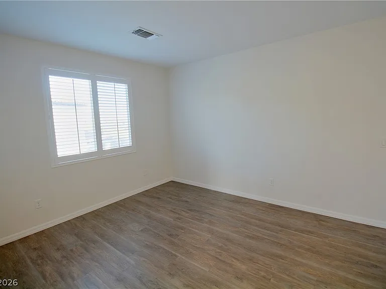 24 Brigola St — Photo 10