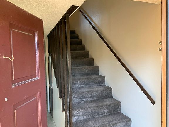 3rd image of 40 E 24th Ave APT 1