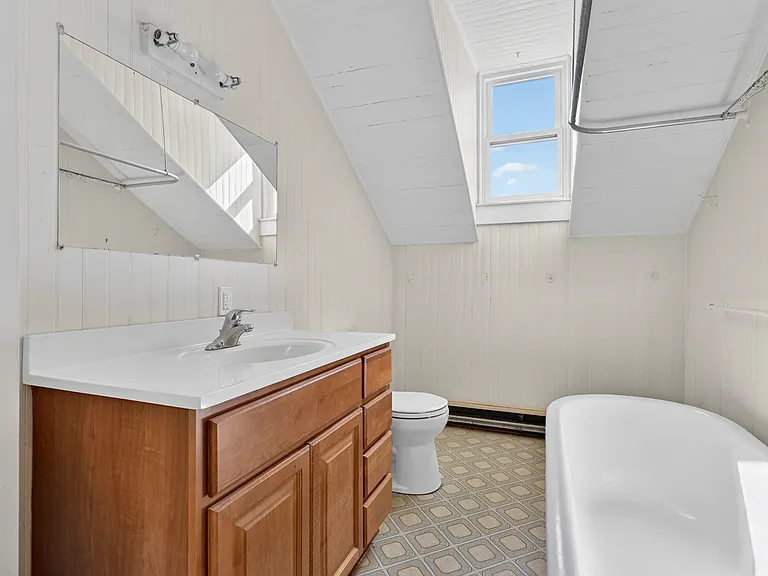 156 Danforth St #3 — Photo 29