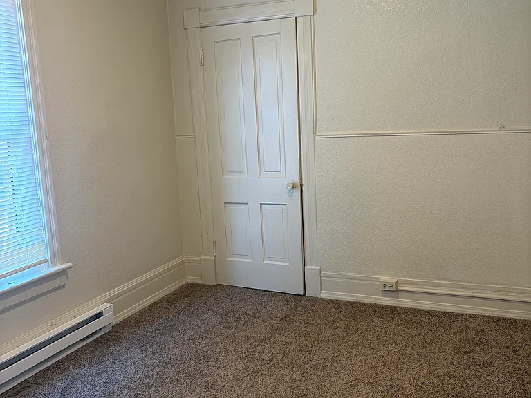 803 E Kiowa St #4 — Photo 9