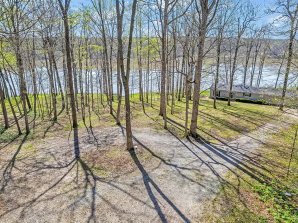 1155 E North Ct, Rockville, IN 47872