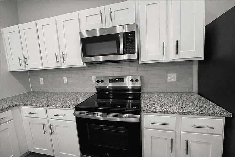 1st image of 1713 N Pine St #3102