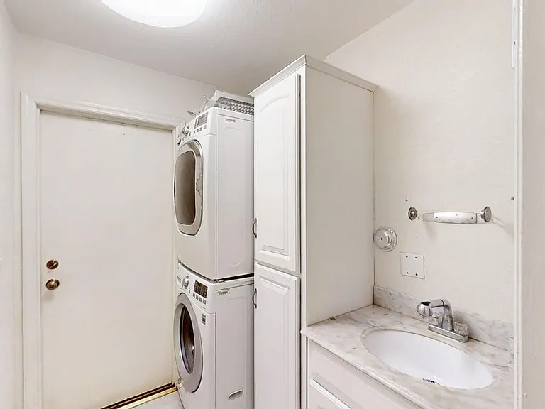 23330 La Vida Way — Photo 41