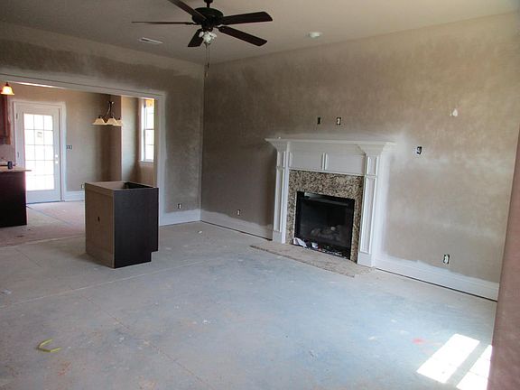 4th image of 3048 Oakwood Hills Ln