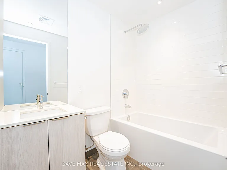 448 Burnhamthorpe Rd W #6701 — Photo 15