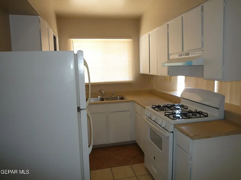 11128 Wharf Cove Dr — Photo 5