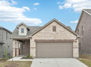 715 Dotty Dr, McKinney, TX 75071