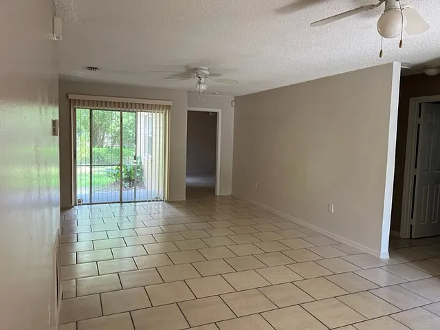 4204 E Hanna Ave — Photo 14