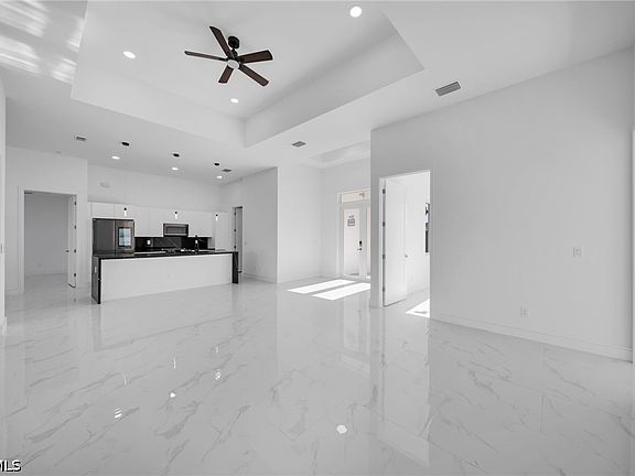 3rd image of 2712 NW 41st Ave