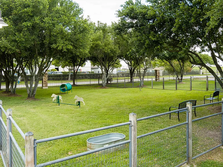 Ranch at City Park — Photo 22