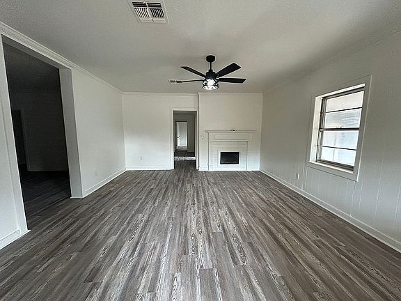 2nd image of 502 N Hook St