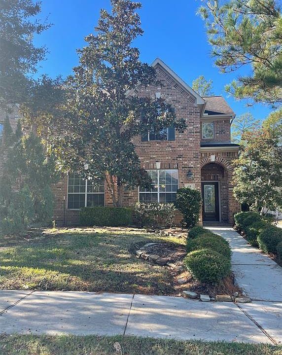 1st image of 15 Innerwoods Pl
