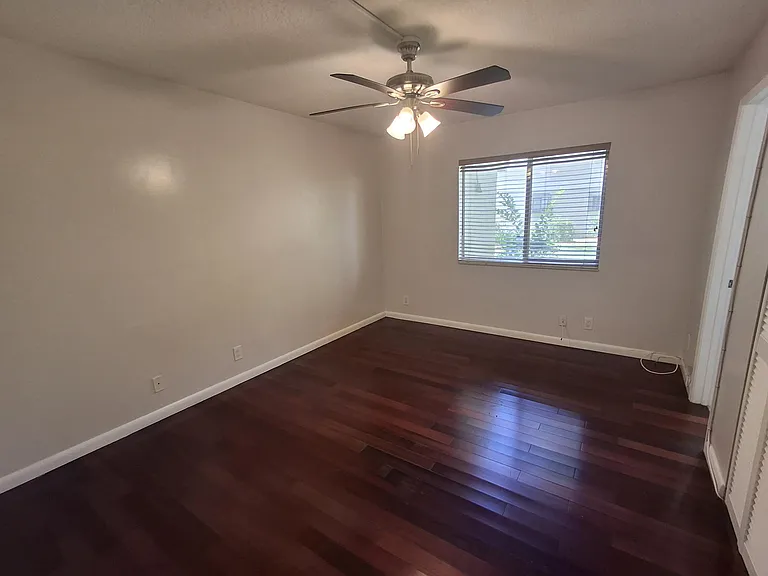512 Gardens Dr #103 — Photo 15