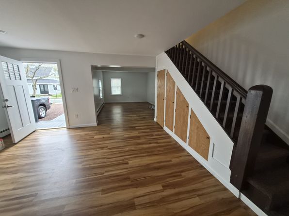 10 Walton St APT 2