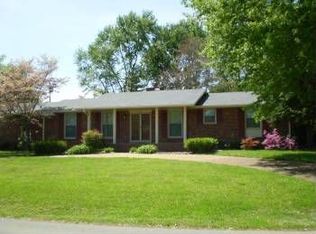 301 Tyne Blvd, Old Hickory, TN 37138