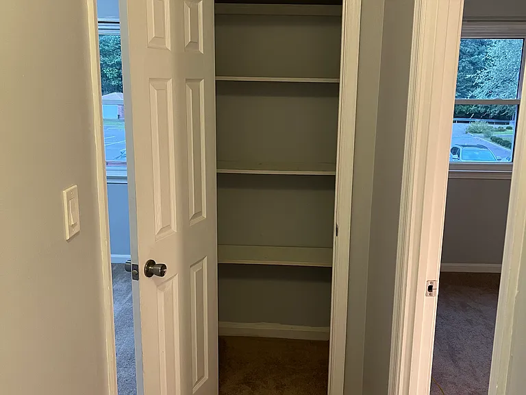 347 Green Meadows Dr — Photo 28