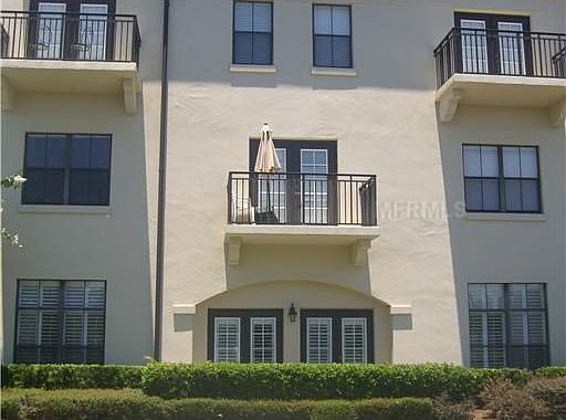 4th image of 909 Waterside Ln APT 105