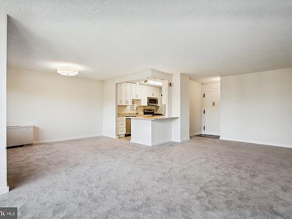 5th image of 1225 Martha Custis Dr APT 219