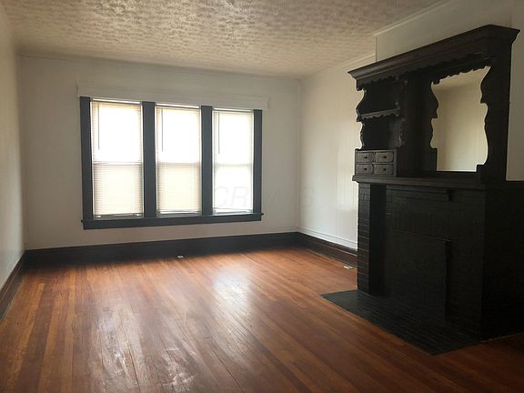 2nd image of 92 N Ogden Ave