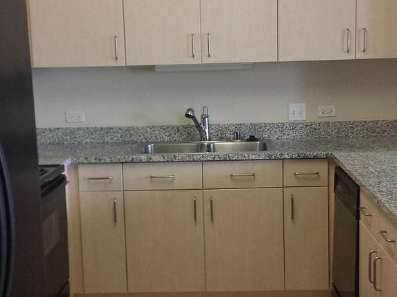 5th image of 512 N McClurg Ct APT 5109