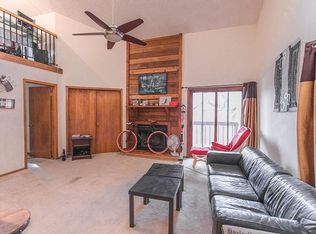 2960 Shadow Creek Dr APT 302, Boulder, CO 80303