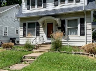 52 Oriole Rd, Pontiac, MI 48341