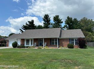 627 Hickory Ln, Elizabethtown, KY 42701
