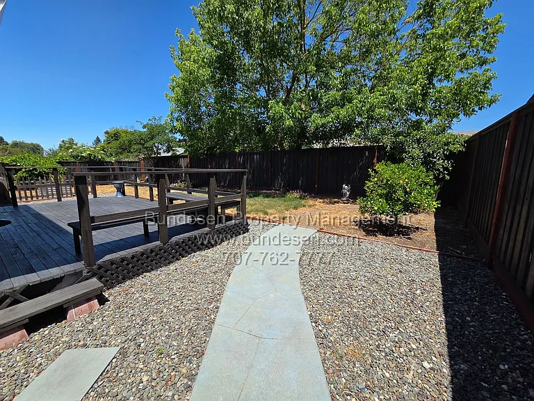 5266 Evonne Ave — Photo 18
