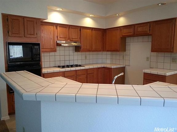 5th image of 6906 Cedar Bluff Way