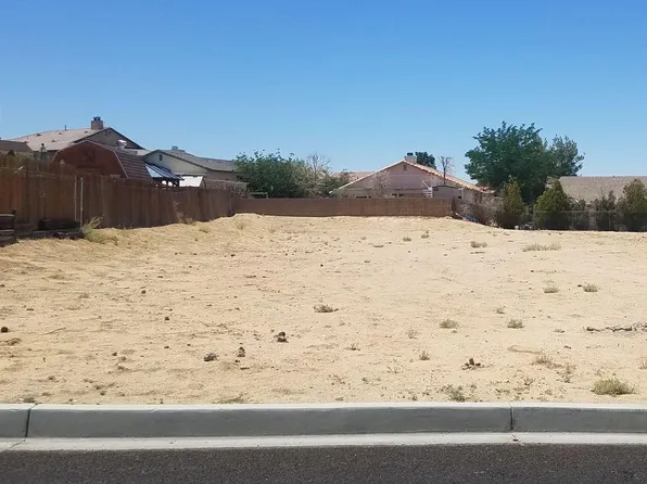 26663 Topsail Ln, Helendale, CA 92342