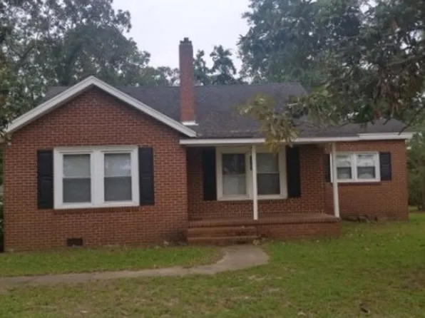 1695 Pickett Rd, Sanford, NC 27332