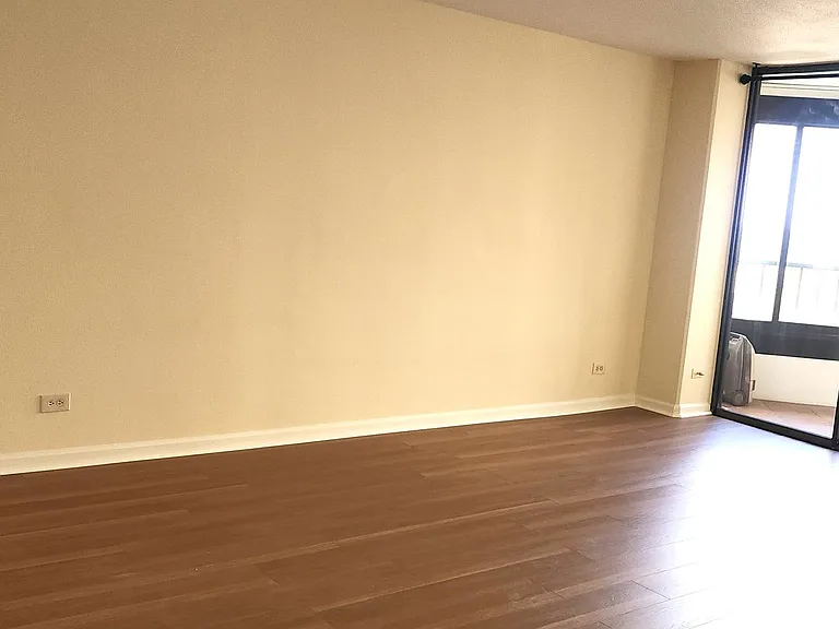 1778 Ala Moana Blvd #801 — Photo 7