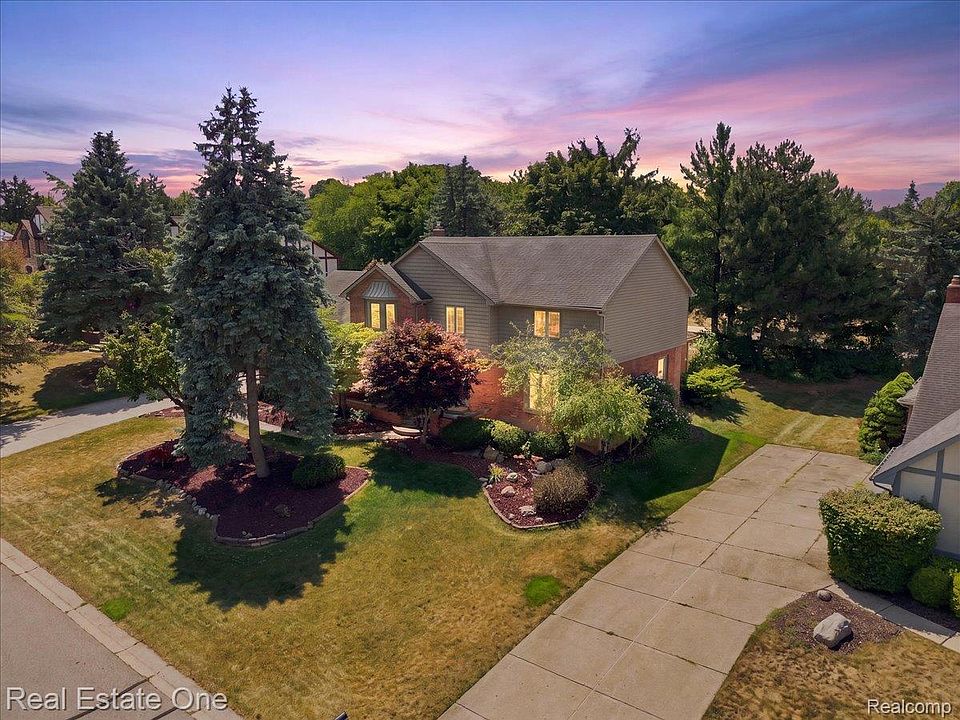1st image of 1774 White Water Dr