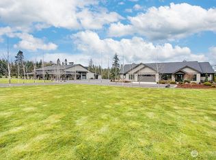 302 Waters Rd, Castle Rock, WA 98611