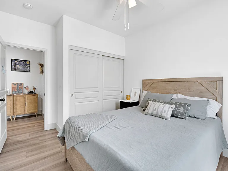 5921 W Babcock Ave — Photo 5