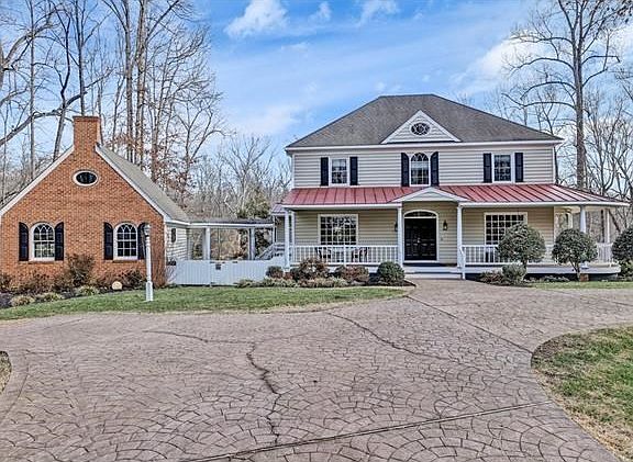 Gorgeous setting!!  2 Acres on the Swift Creek!