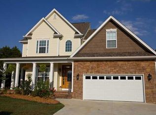 5728 Sunup Cir, Ooltewah, TN 37363