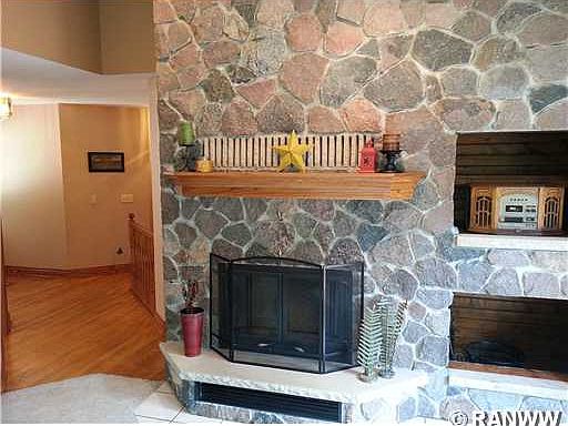 LIVING ROOM FIREPLACE