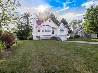 1401 Brittany Cv, Saint Charles, MO