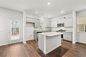 2nd image of 11969 Aukerman Way