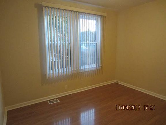 5th image of 1181 S Humphrey Ave APT 2