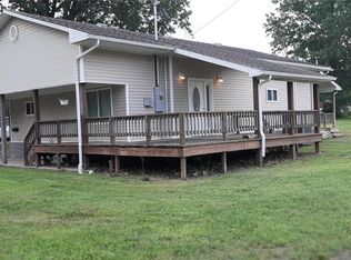 1409 S Webster St, Harrisburg, IL 62946