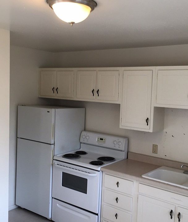 1st image of 1876 Westview Cir APT 38