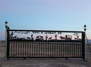 7091 W Cerbat Dr, Golden Valley, AZ 86413