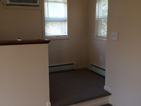 Entrance - Upper Foyer