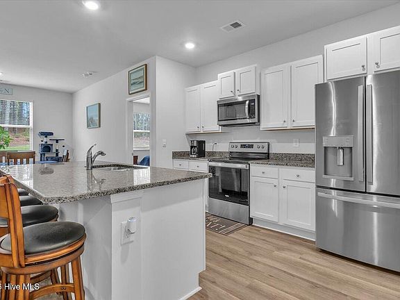 2nd image of 1320 N Fisher King Drive SE
