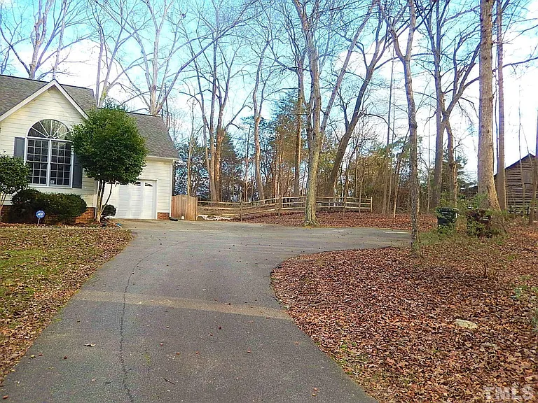 6610 Lipscomb Dr — Photo 39