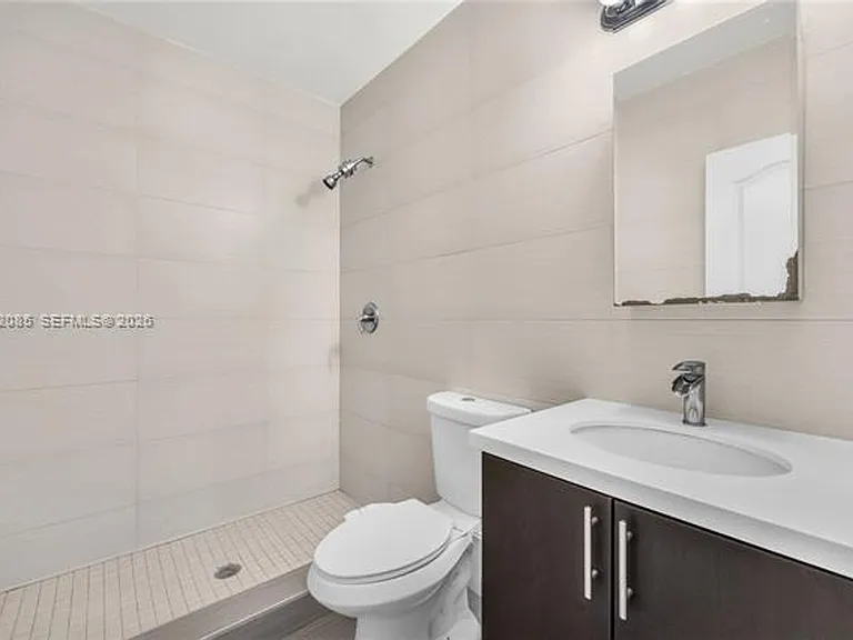 1029 SW 11th Ave #1029 — Photo 27