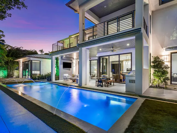 21 NW 17th Court, Delray Beach, FL 33444